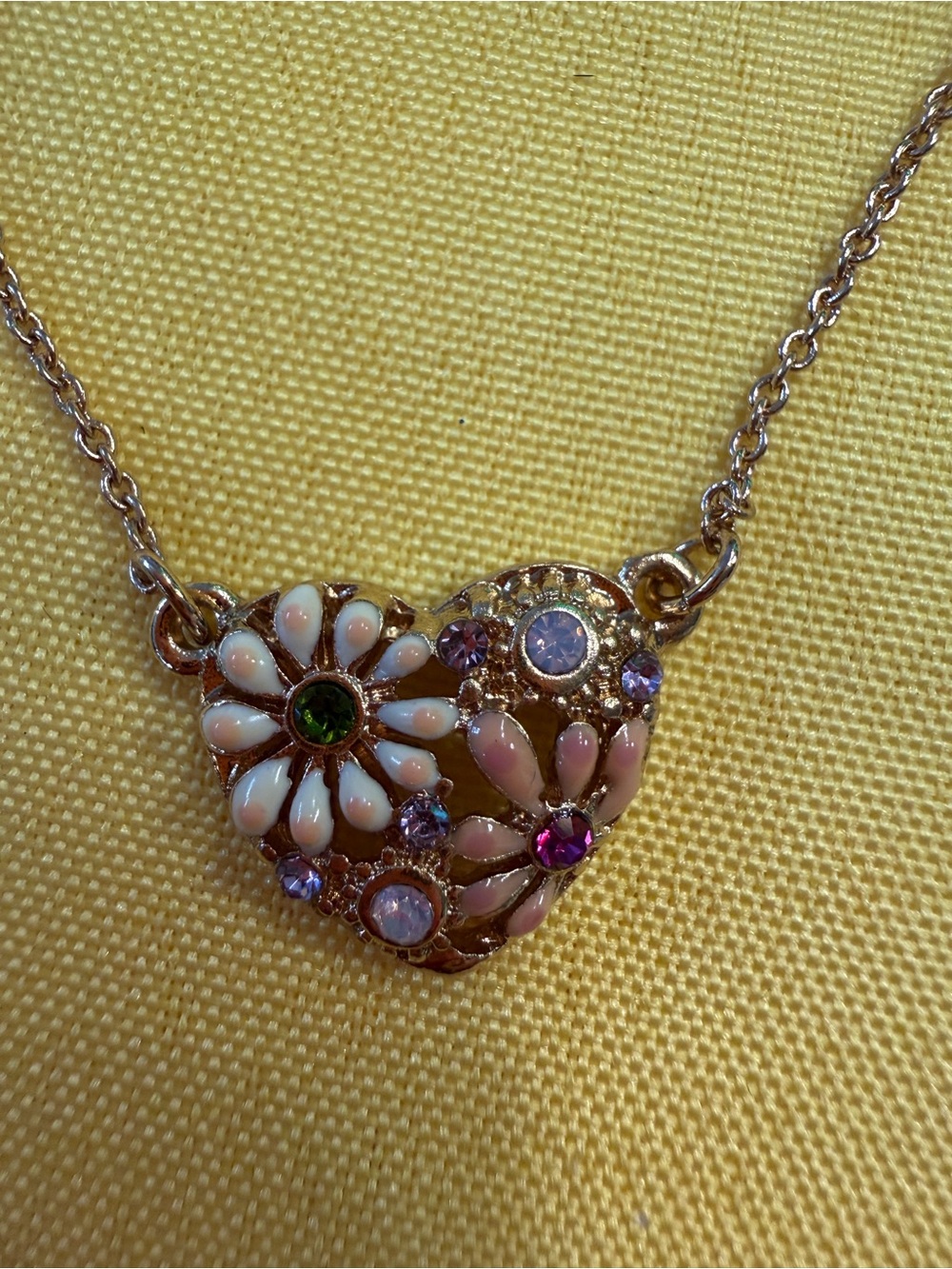 Park Lane Red Carpet Gold Floral Heart Necklace NWT